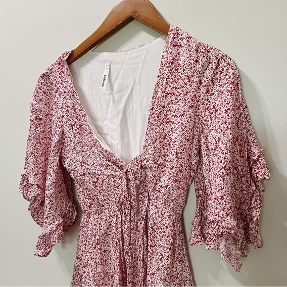 Cinderose Playsuit Romper from Mura Boutique size xs - Picture 8 of 14